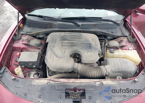 2018 Dodge Charger Sxt Plus Rwd z USA, uszkodzony, nr VIN 2C3CDXHG2JH169272